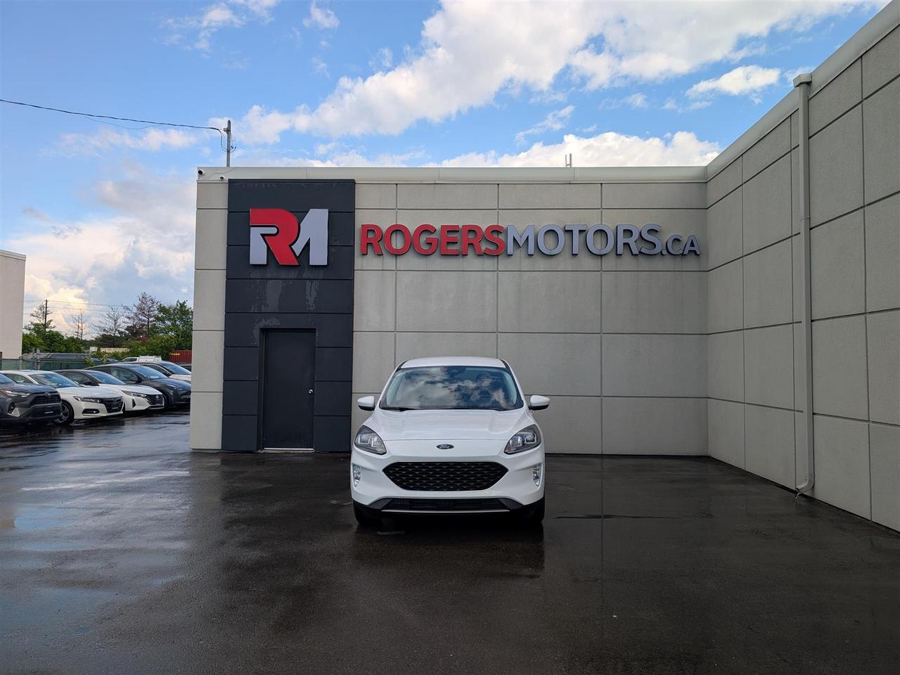 2022 Ford Escape SEL - LEATHER - REV CAM - TECH FEATS Photo