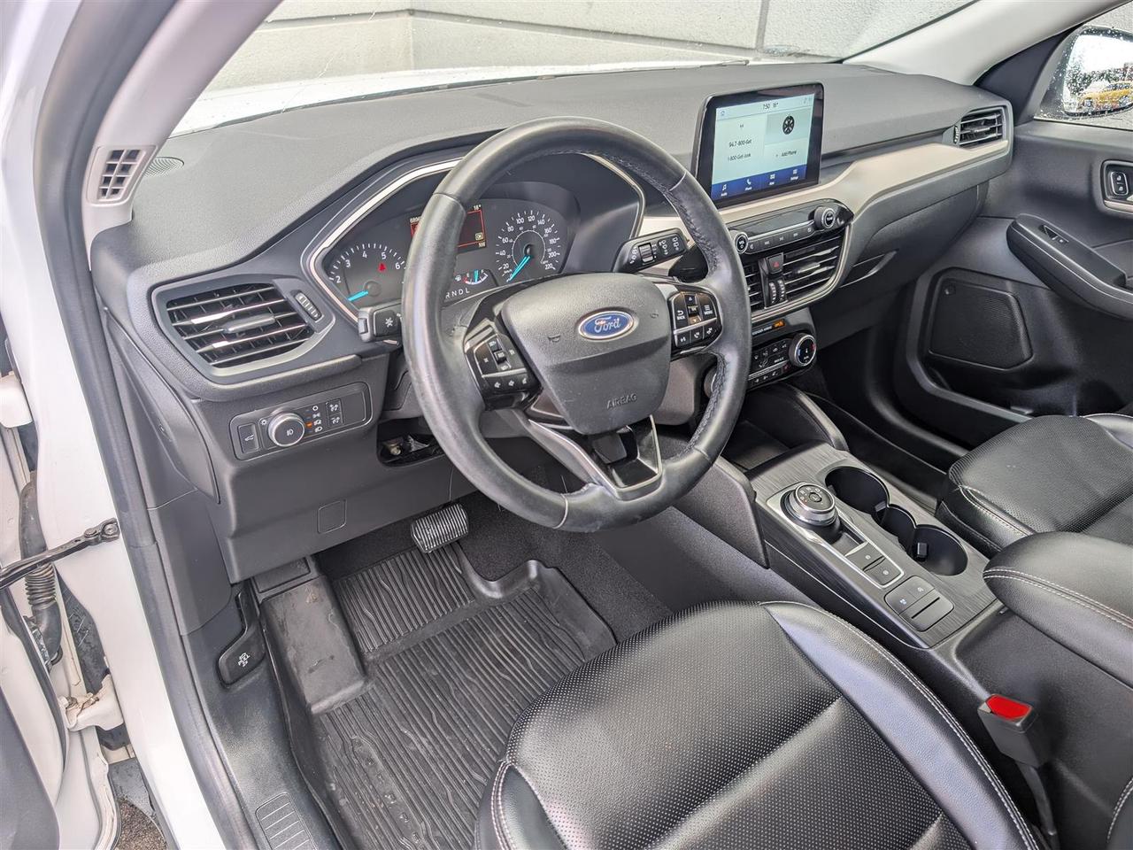 2022 Ford Escape SEL - LEATHER - REV CAM - TECH FEATS Photo