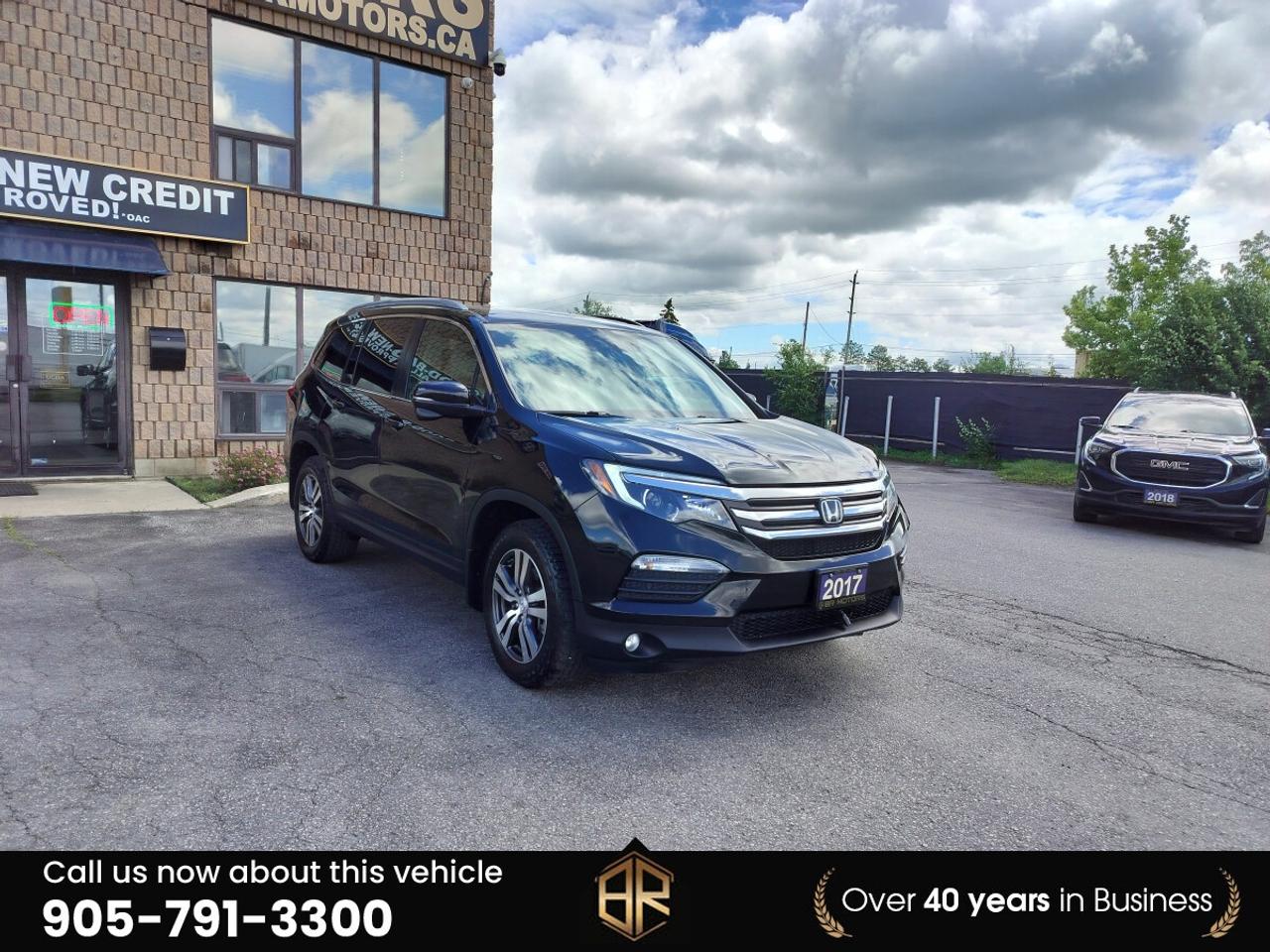 2017 Honda Pilot EX L | NAV  | 8 Pass Photo2