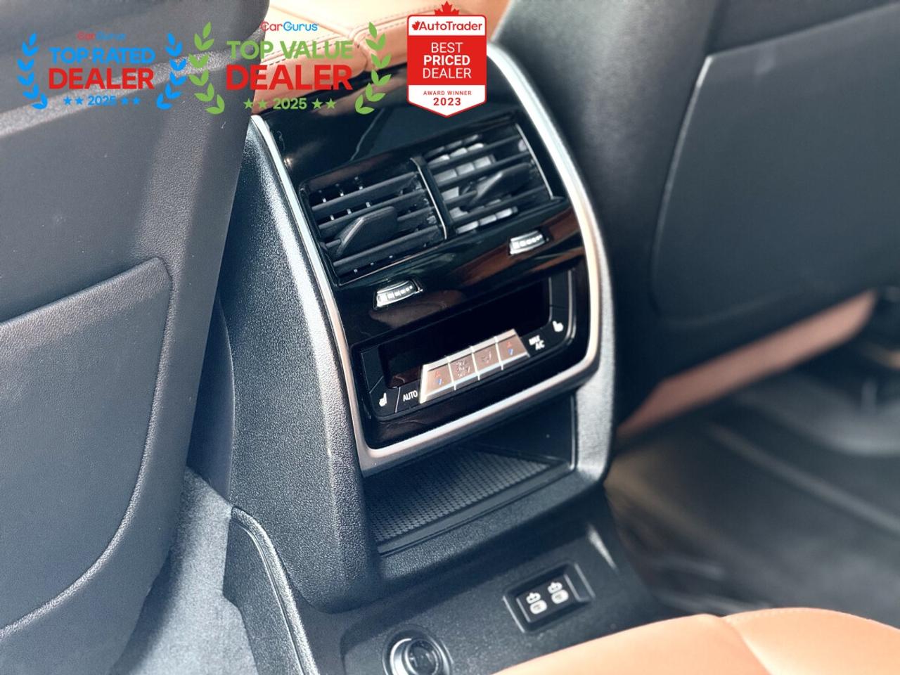 2019 BMW X7 INDIVIDUAL | EXT. MERINO LEATHER | SERVICED AT BMW Photo