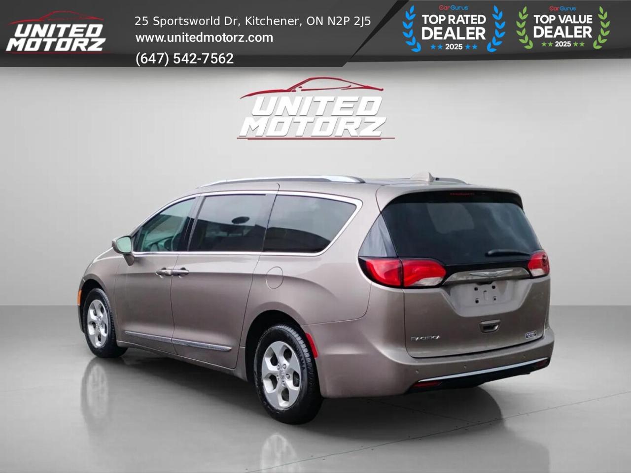 2017 Chrysler Pacifica Touring L Plus~ Photo