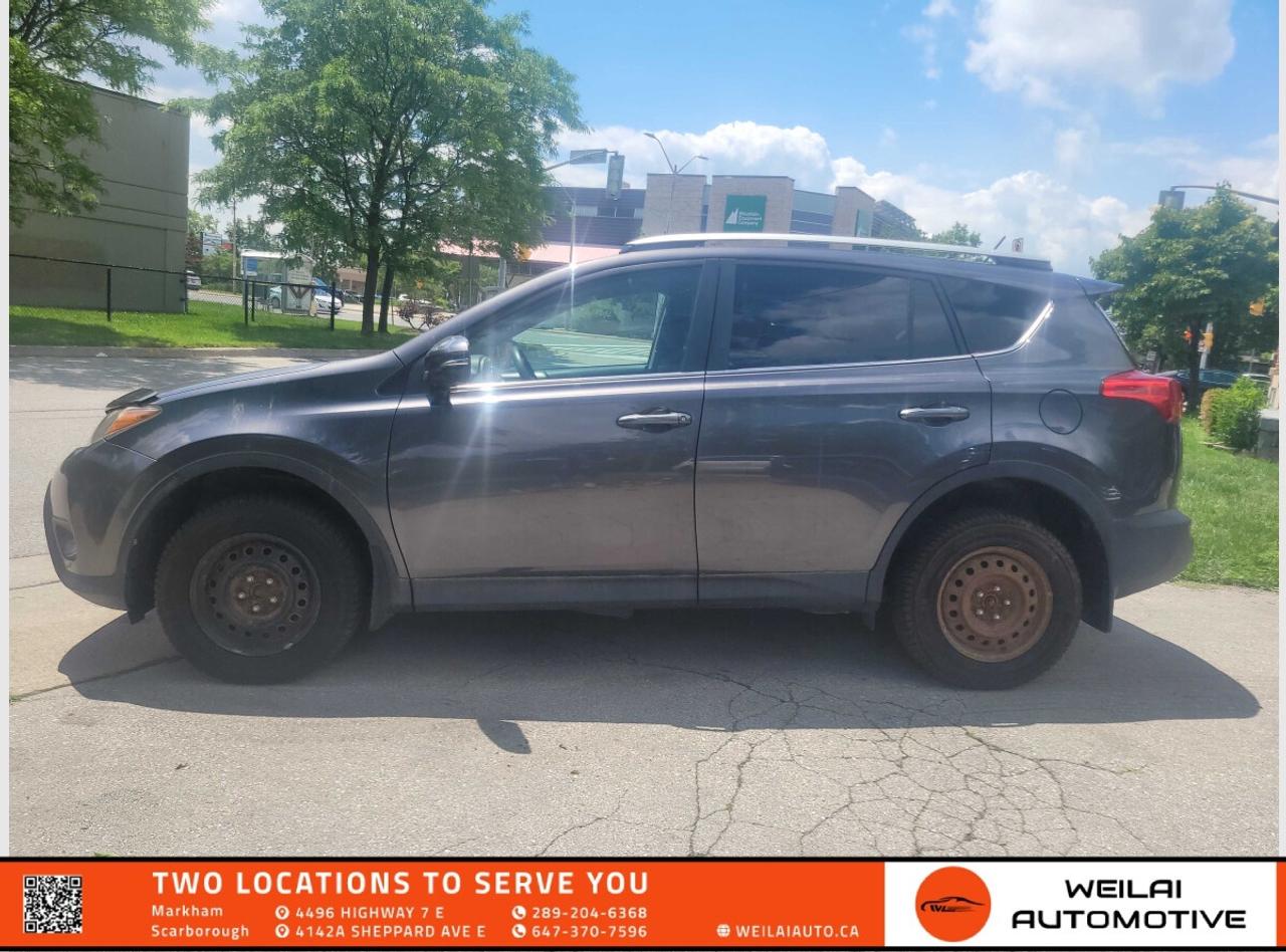 2015 Toyota RAV4 LE Photo
