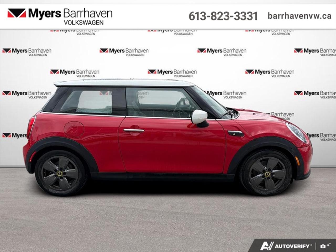 2022 MINI 3 Door Cooper SE  - Navigation -  Heated Seats Photo