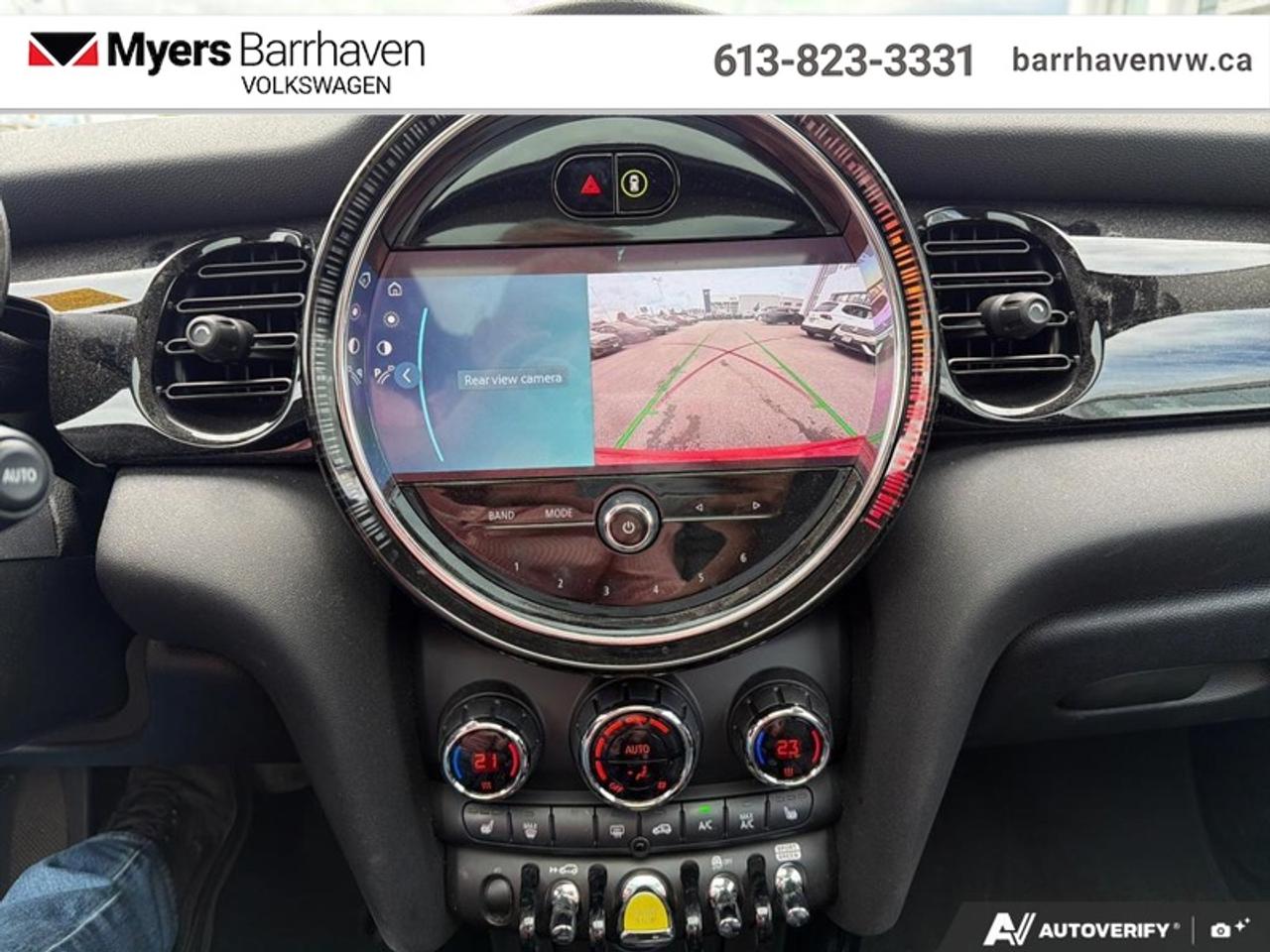 2022 MINI 3 Door Cooper SE  - Navigation -  Heated Seats Photo