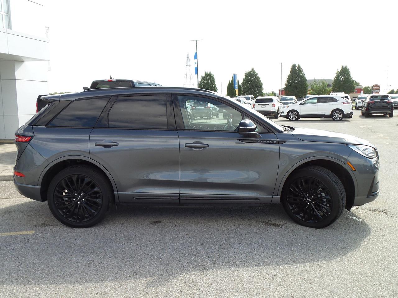 2025 Lincoln Corsair GRAND TOURING! LOADED! OVER $78K MSRP! JET PACK! Photo3
