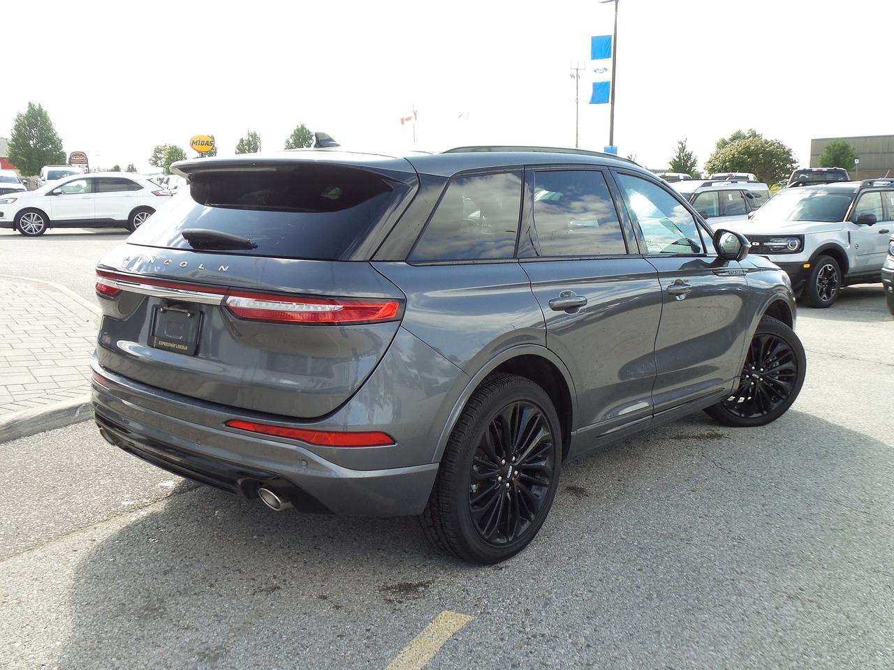 2025 Lincoln Corsair GRAND TOURING! LOADED! OVER $78K MSRP! JET PACK! Photo4