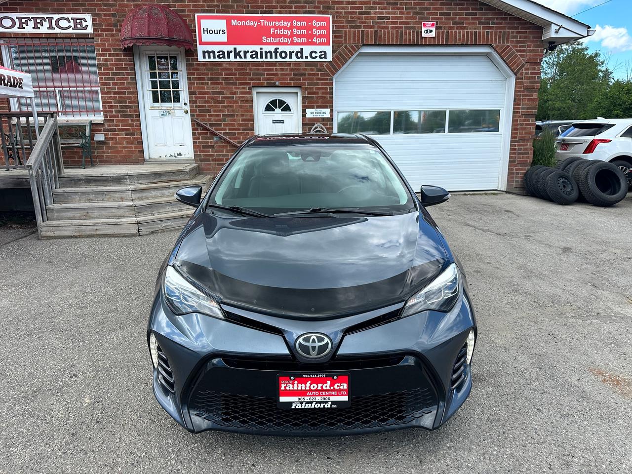 2017 Toyota Corolla SE Heated Cloth Sunroof DriverAssist CD BackupCam Photo1