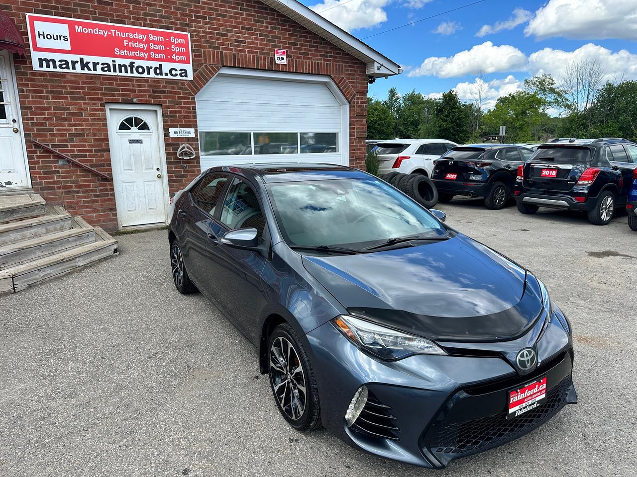 2017 Toyota Corolla SE Heated Cloth Sunroof DriverAssist CD BackupCam Photo
