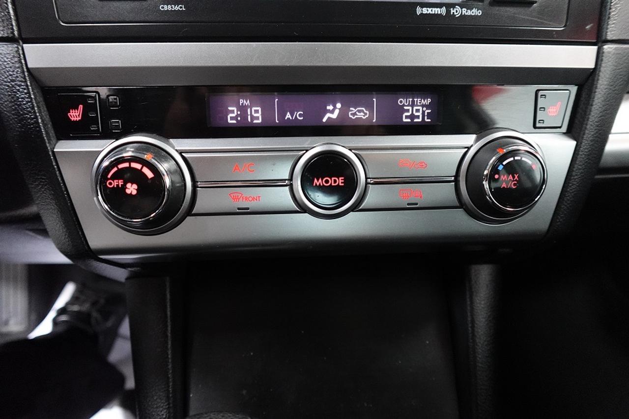 2017 Subaru Legacy DEALER MAINTAIN,NO ACCIDENT.ONE OWNER,LOWKM Photo
