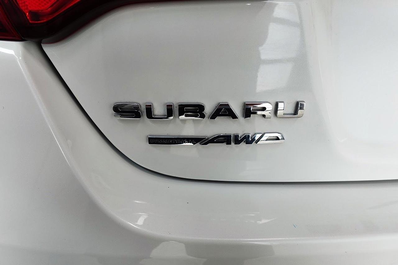 2017 Subaru Legacy DEALER MAINTAIN,NO ACCIDENT.ONE OWNER,LOWKM Photo