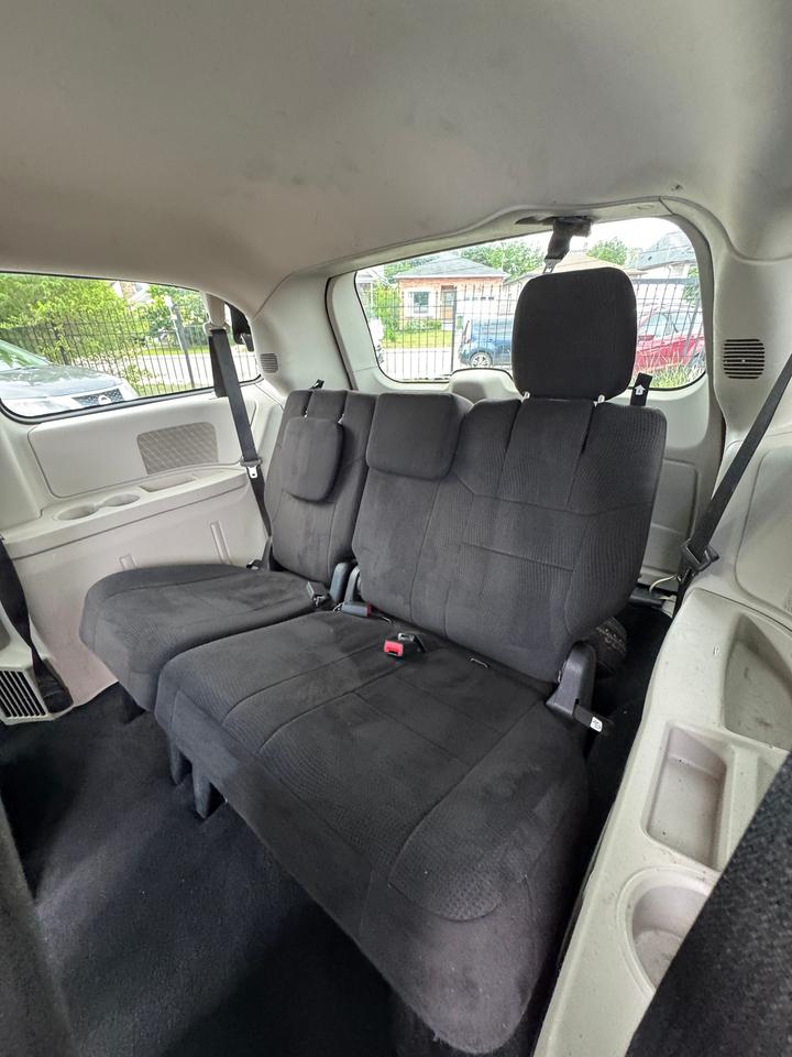 2012 Dodge Grand Caravan SXT | Stow N' Go | CERTIFIED | NO ACCIDENTS Photo