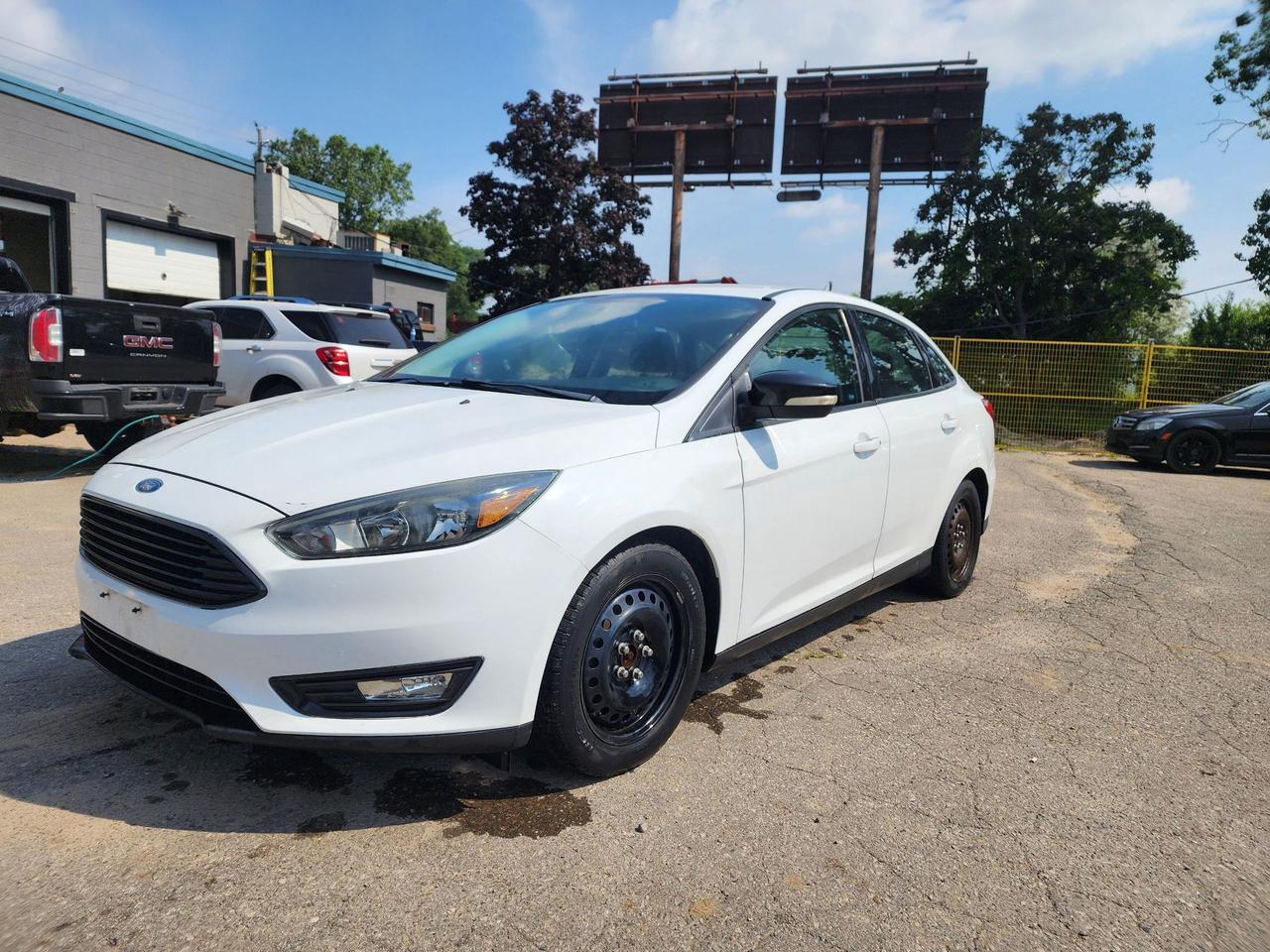 <p class=isSelectedEnd><strong>We are under construction, but open and as committed as ever to continue sourcing quality vehicles to sell to our customers at fair prices!&nbsp;</strong></p><p class=isSelectedEnd>This focus was well cared for, with decent service records on the Carfax.&nbsp; In good overall condition that runs and drives very well. This vehicle has a <strong>clean CarFax with no accident history</strong> and comes with <strong>service records</strong>, showing it has been regularly maintained. The Focus is known for its responsive handling, comfortable ride, and excellent fuel economy, making it an ideal choice for commuters, students, or anyone looking for an affordable and reliable vehicle.</p><p class=isSelectedEnd><strong>Key Features:</strong></p><ul data-spread=false><li>Clean CarFax &ndash; No Accidents</li><li>Service records available</li><li>Automatic transmission</li><li>Fuel-efficient engine</li><li>Air conditioning</li><li>Power windows, locks, and mirrors</li><li>Cruise control</li><li>Steering wheel-mounted audio and cruise controls</li><li>AM/FM radio with Bluetooth connectivity</li><li>Spacious seating for five passengers</li><li>Fold-down rear seats for additional cargo space</li><li>Multiple airbags and safety features</li></ul><p class=isSelectedEnd><strong>Why People Love the Ford Focus:</strong></p><ul data-spread=false><li>Excellent fuel economy, helping save money at the pump</li><li>Comfortable and easy to drive in both city and highway conditions</li><li>Compact size makes parking and maneuvering simple</li><li>Sporty handling compared to many vehicles in its class</li><li>Practical hatchback/sedan design with versatile cargo space</li><li>Affordable ownership and maintenance costs</li><li>Proven reliability when properly maintained</li></ul><p class=isSelectedEnd>This Focus is in good condition for its age and has been well cared for. It starts easily, drives smoothly, and is ready for its next owner. Whether youre looking for a dependable daily driver, a first vehicle, or an economical commuter car, this Focus offers excellent value.</p><p>Priced competitively and ready to go.&nbsp;</p><h4><span style=color: #3a3a3a; font-family: Roboto, sans-serif; font-size: 12pt; background-color: #ffffff;>Why buy from Carwise Canada:</span></h4><h4><span style=color: #3a3a3a; font-family: Roboto, sans-serif; font-size: 12pt; background-color: #ffffff;>-Family Owned Business, we do not work on commissions. Straight forward, pressure free, and fully transparent enviornment is what we are about.&nbsp;</span></h4><h4><span style=color: #3a3a3a; font-family: Roboto, sans-serif; font-size: 12pt; background-color: #ffffff;>-All vehicles are detailed, with a safety certificate, a fresh oil change and with 30 day or 1500km guarantee, which ever comes first .</span></h4><h4><span style=color: #3a3a3a; font-family: Roboto, sans-serif; font-size: 12pt; background-color: #ffffff;>-Finance Option Available, fees apply</span></h4><h4><span style=color: #3a3a3a; font-family: Roboto, sans-serif; font-size: 12pt; background-color: #ffffff;>-Extended Warranties available for Purchase</span></h4><p><span style=color: #3a3a3a; font-family: Roboto, sans-serif; font-size: 12pt; background-color: #ffffff;><strong><span style=color: #3a3a3a; font-family: Roboto, sans-serif; font-size: 12pt; background-color: #ffffff;>-Delivery options available, applicable fees apply.&nbsp; </span></strong></span></p><h4><span style=color: #3a3a3a; font-family: Roboto, sans-serif; font-size: 12pt; background-color: #ffffff;>-Cash Price or Finance Price is the same! We price to sell!!</span></h4><p><strong><span style=color: #3a3a3a; font-family: Roboto, sans-serif; font-size: 12pt; background-color: #ffffff;>-Awarded Best Price Dealer 2026 by Autotrader.&nbsp; </span></strong></p><p>&nbsp;</p><p>&nbsp;</p><p>&nbsp;</p><p>&nbsp;</p><p>&nbsp;</p><p>&nbsp;</p><p>&nbsp;</p><p>&nbsp;</p>