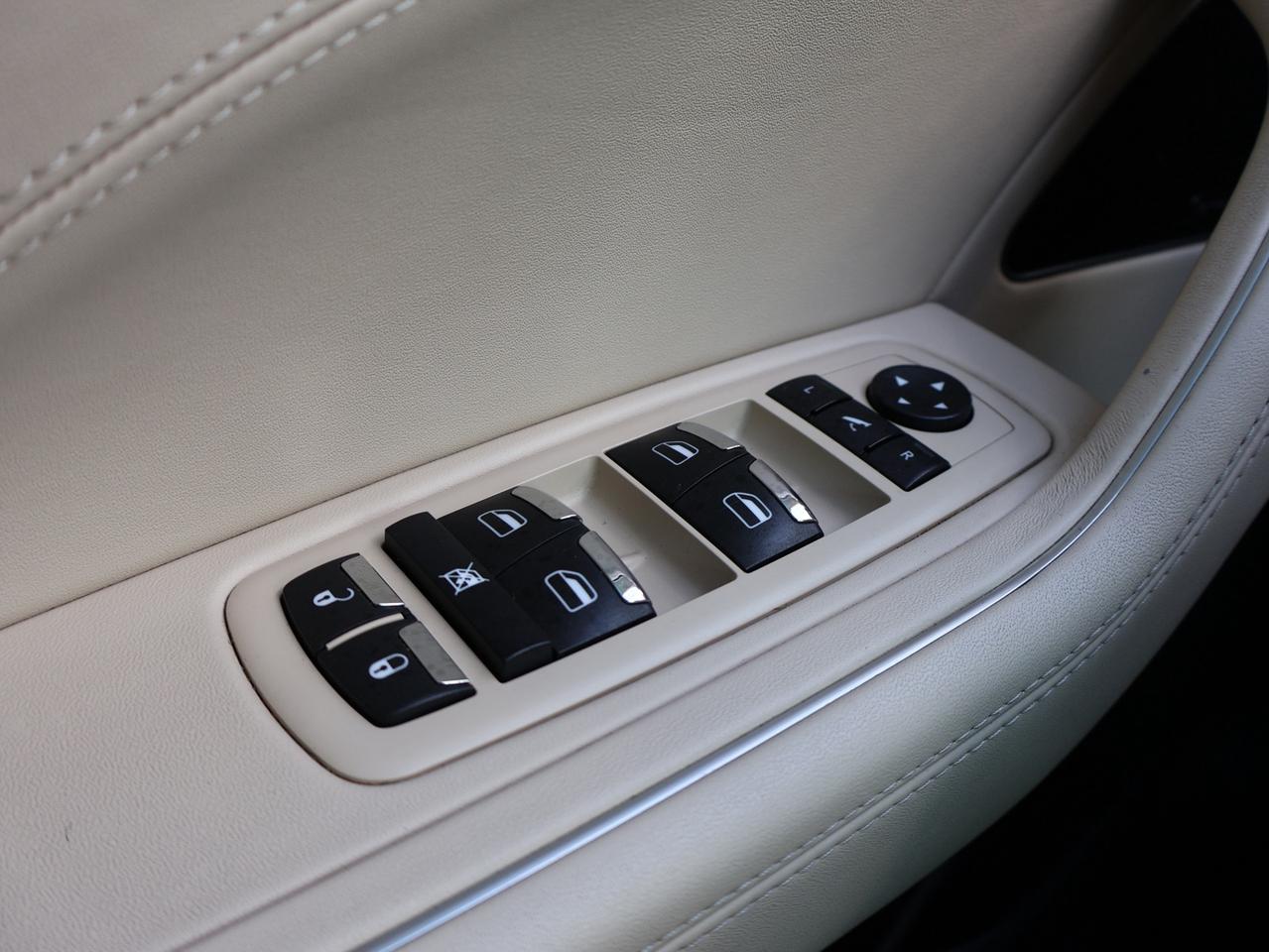 2018 Maserati Levante GRANLUSSO LUXURY AWD CERTIFIED *1 OWNER*MSRTI MAINTAIN* CAMERA NAV BLUETOOTH LEATHER HEATED SEATS SUNROOF CRUISE ALLOYS Photo