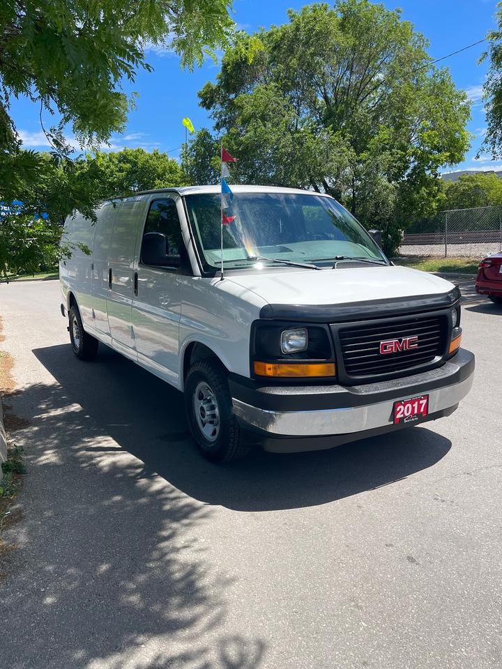 2017 GMC Savana Cargo Van EXTENDED    HEAVY DUTY Photo