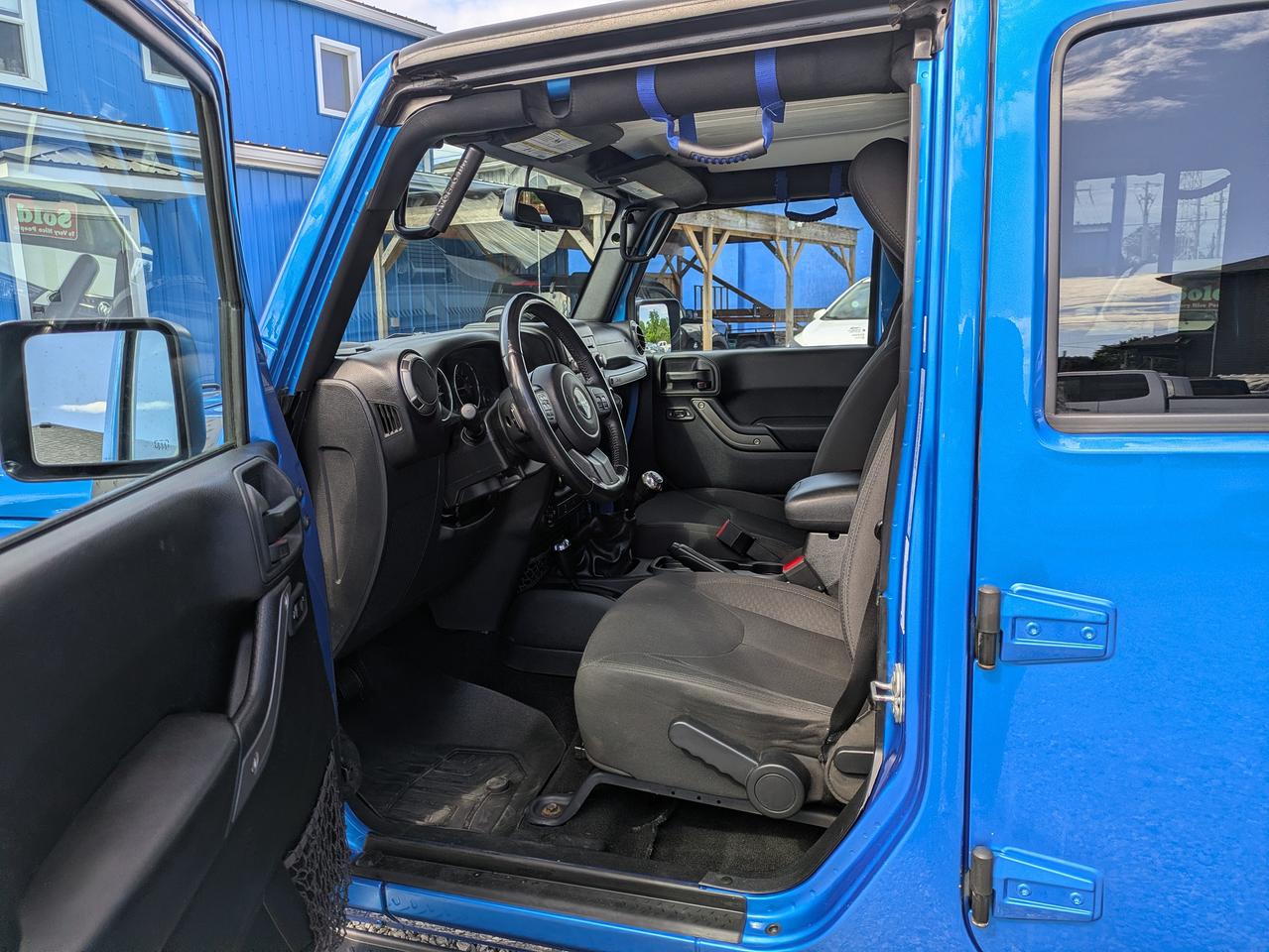 2016 Jeep Wrangler 4WD 4dr Willys Wheeler Photo