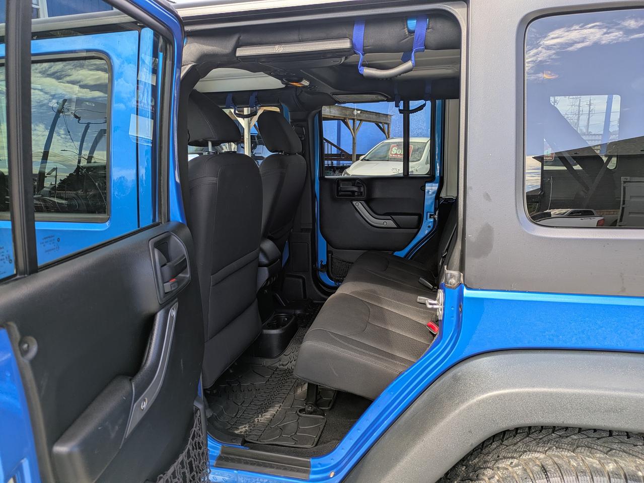 2016 Jeep Wrangler 4WD 4dr Willys Wheeler Photo