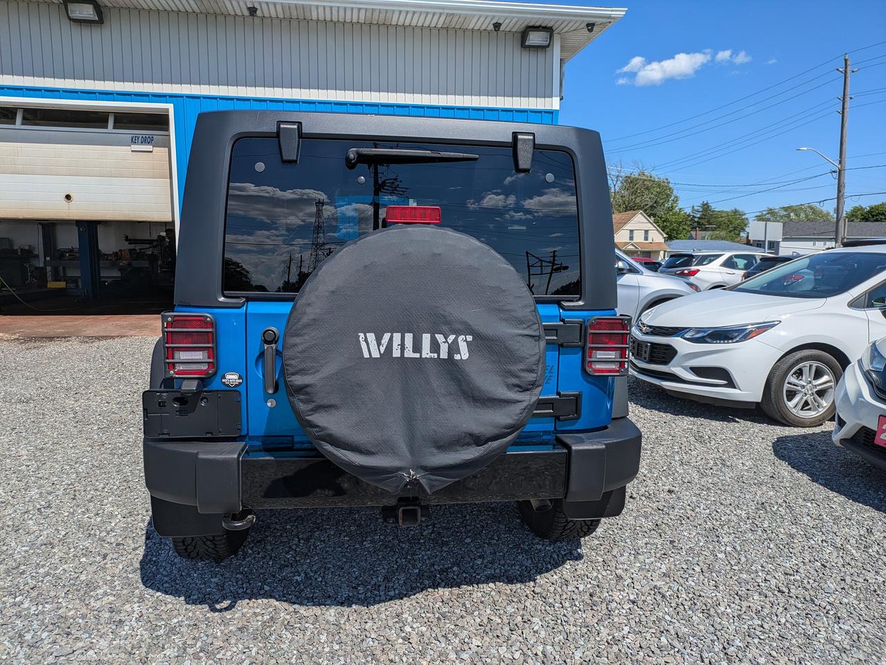 2016 Jeep Wrangler 4WD 4dr Willys Wheeler Photo3