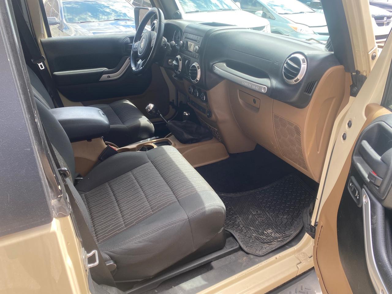 2011 Jeep Wrangler Sahara Photo