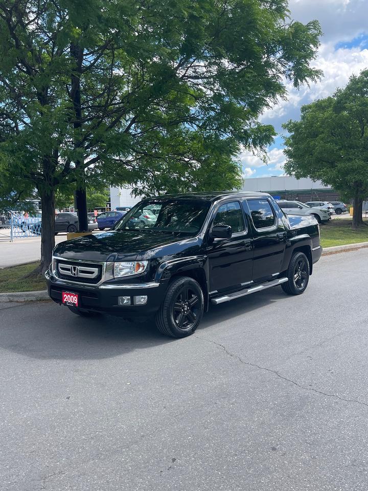 2009 Honda Ridgeline EX-L   4WD    POWER SUNROOF Photo