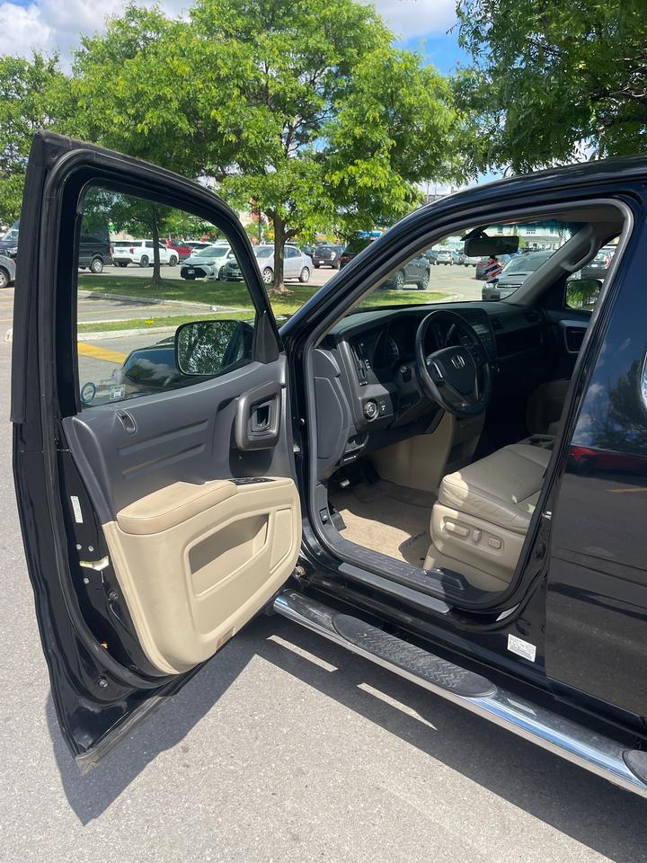 2009 Honda Ridgeline EX-L   4WD    POWER SUNROOF Photo