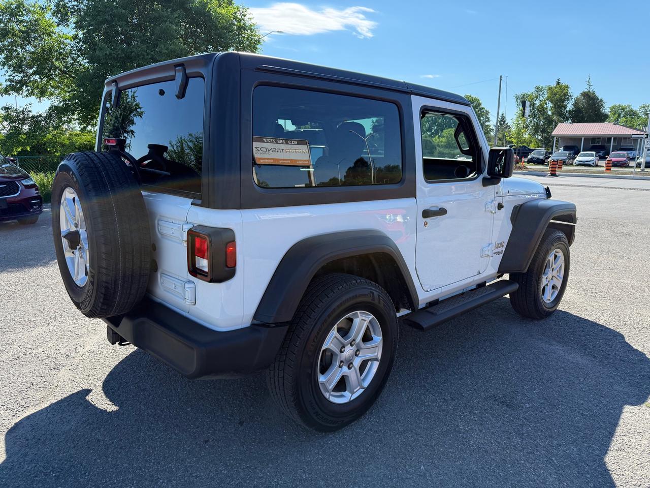 2020 Jeep Wrangler Sport Heated Steering and Seats! Photo4