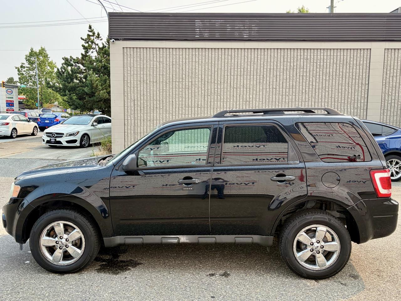 2010 Ford Escape Financing Available Photo8