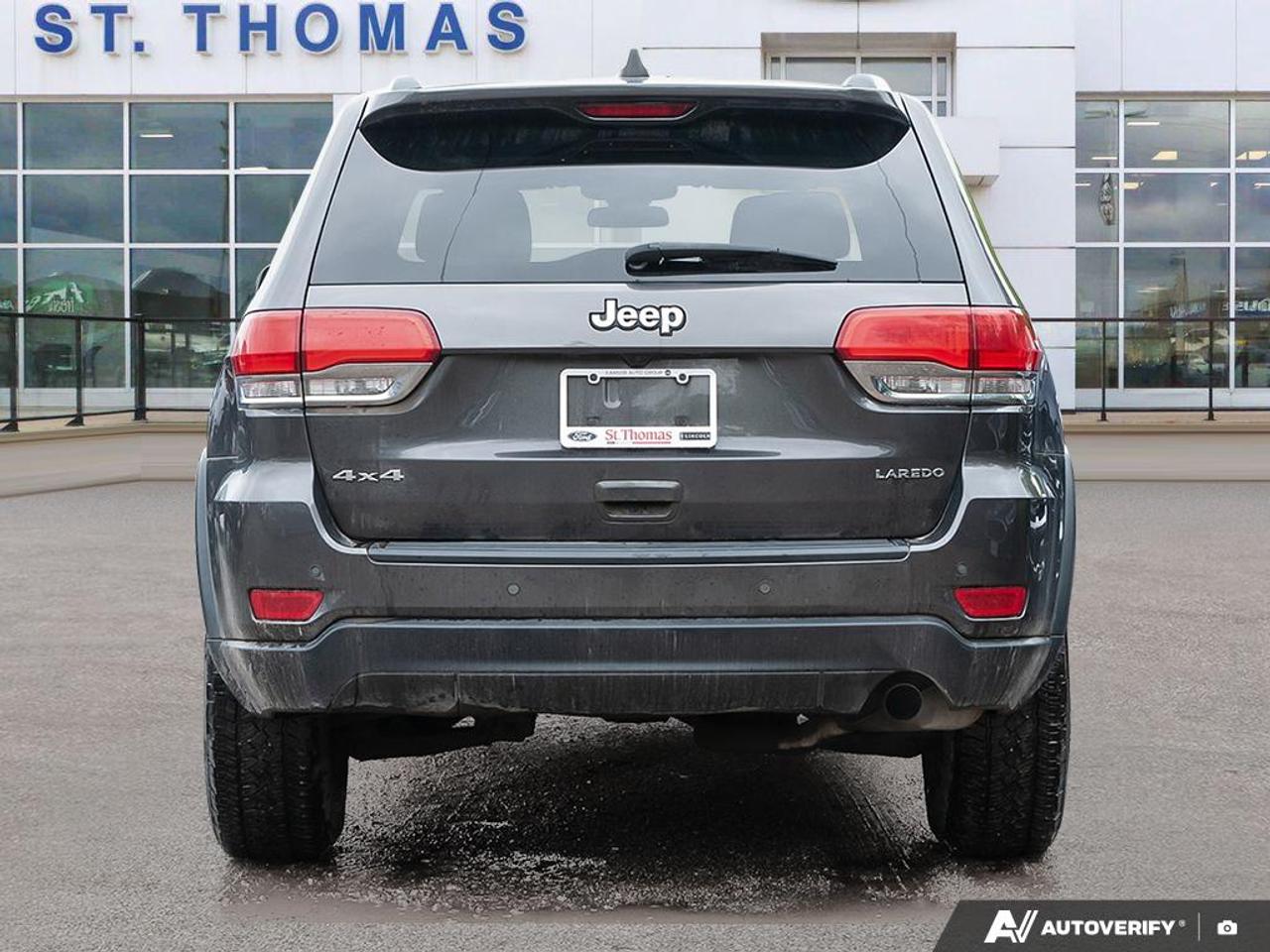 2019 Jeep Grand Cherokee Laredo Photo4