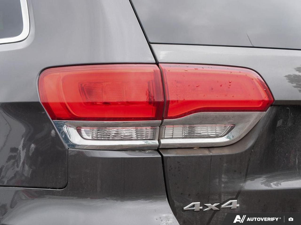 2019 Jeep Grand Cherokee Laredo Photo
