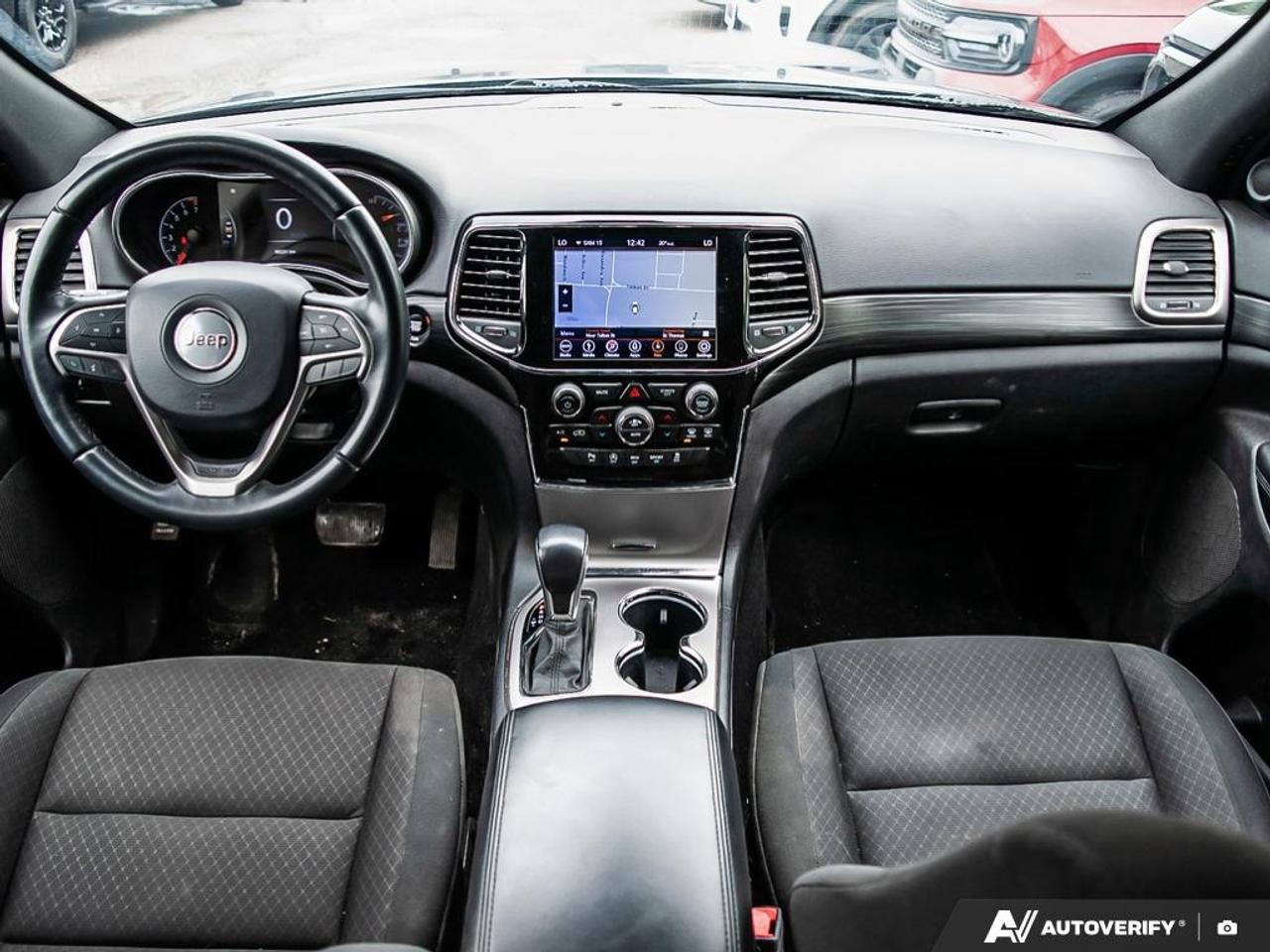 2019 Jeep Grand Cherokee Laredo Photo