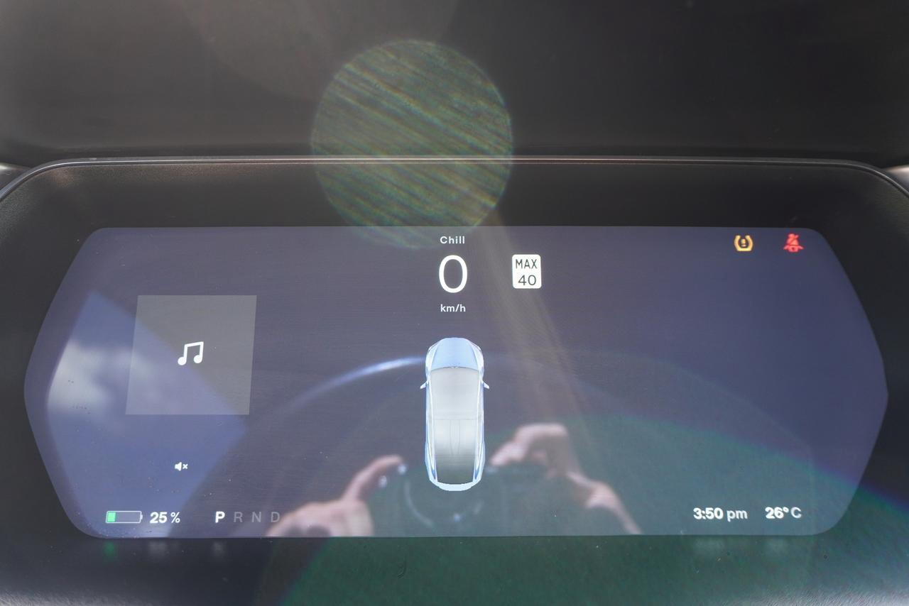 2017 Tesla Model X 7 PASSENGER!! / 75D / 1 OWNER! / NO ACCIDENTS!! Photo