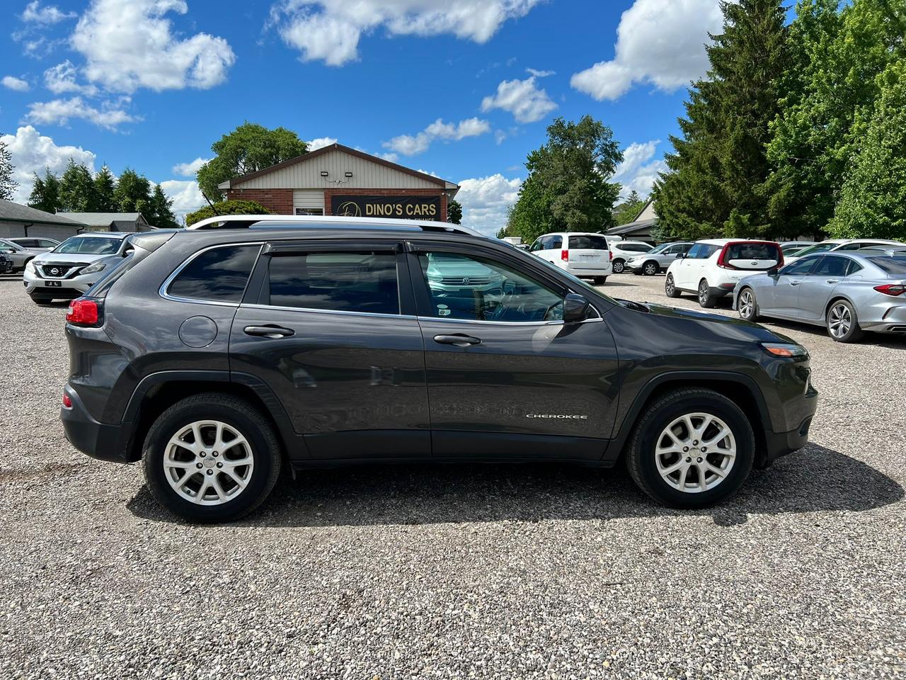 2017 Jeep Cherokee 4WD 4dr North CERTIFIED Photo