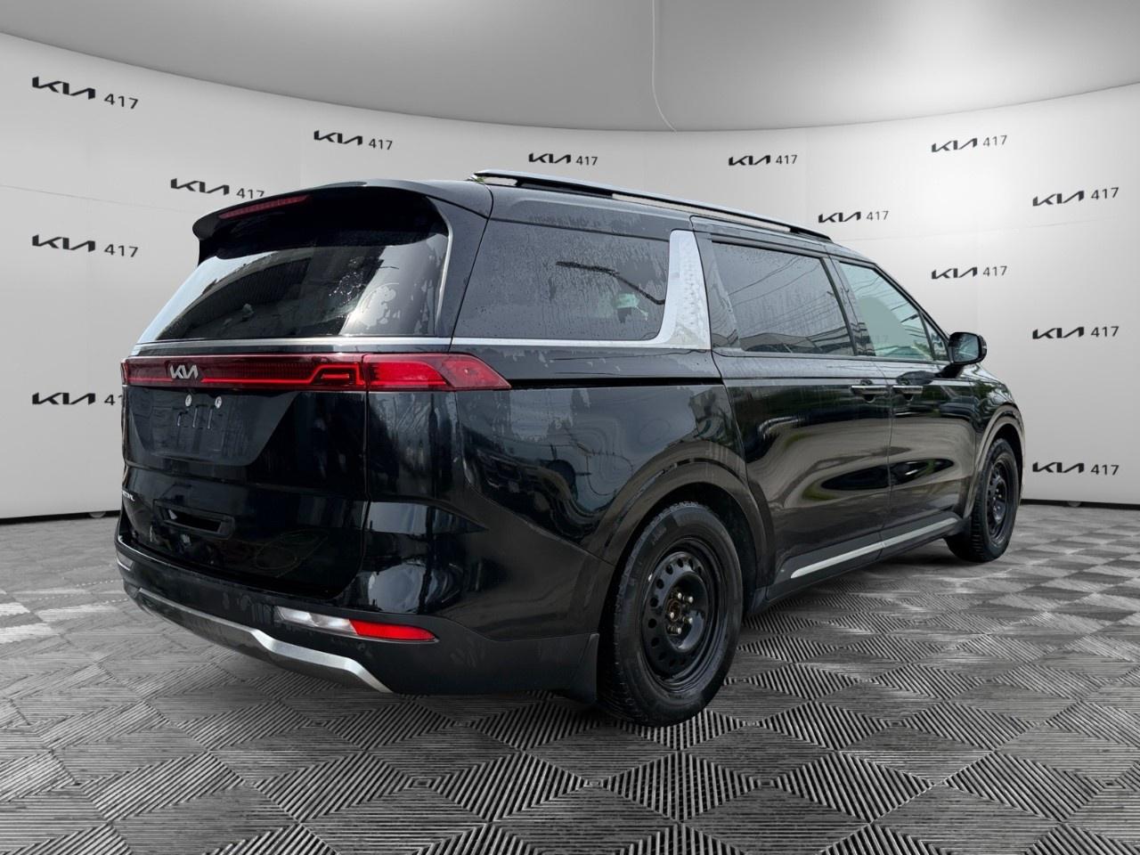 2024 Kia Carnival EX FWD Photo4