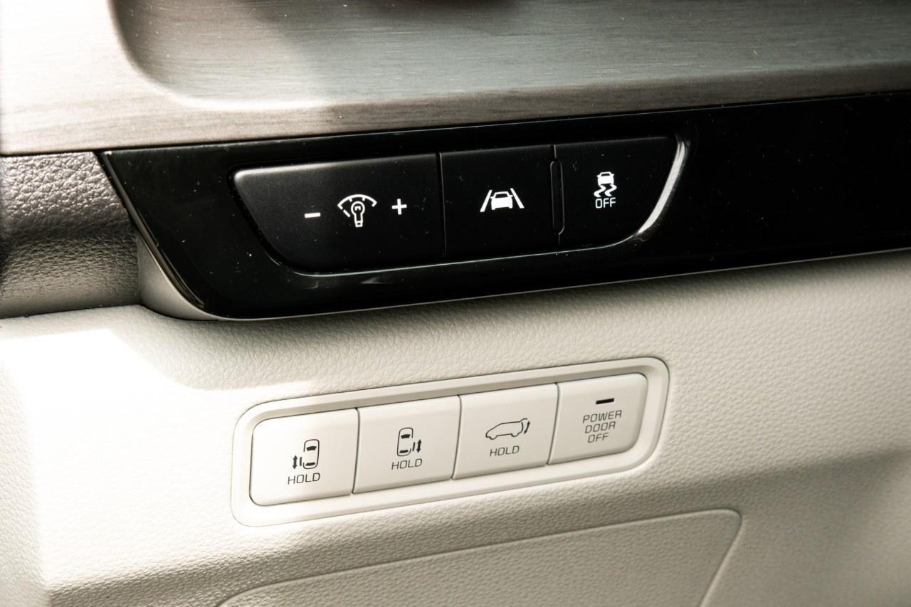 2024 Kia Carnival EX FWD Photo