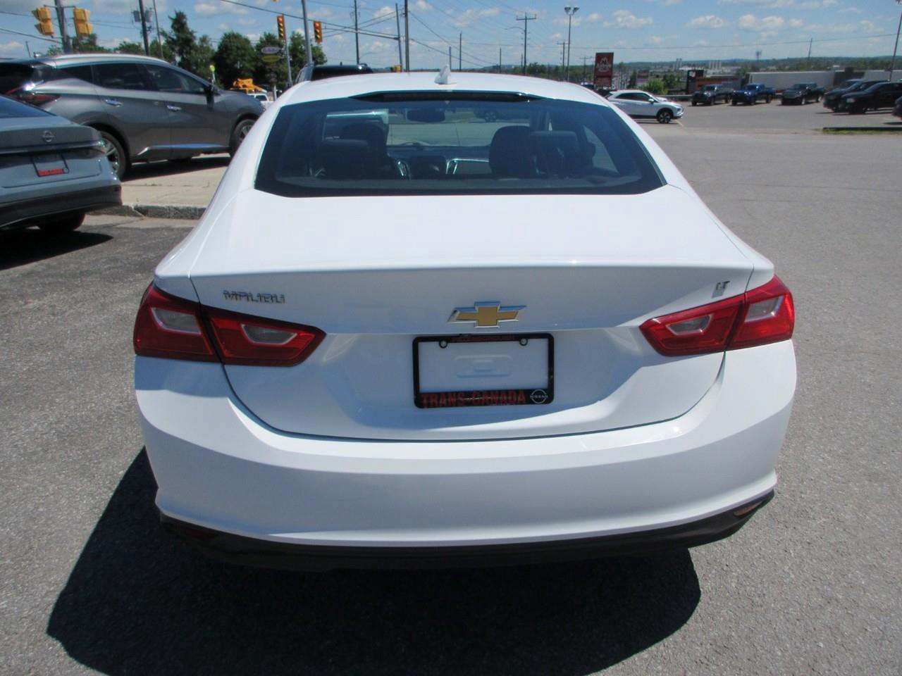 2017 Chevrolet Malibu 1LT Photo