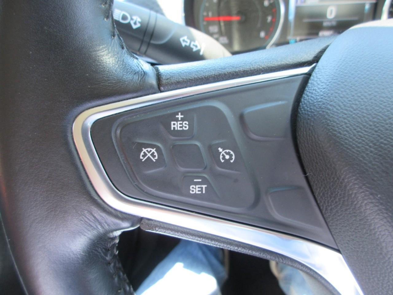 2017 Chevrolet Malibu 1LT Photo