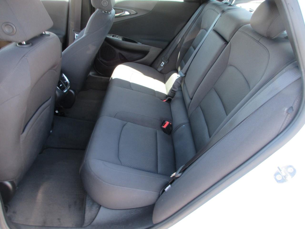 2017 Chevrolet Malibu 1LT Photo