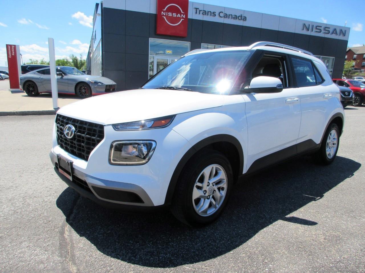 2023 Hyundai Venue PREFERRED Photo0