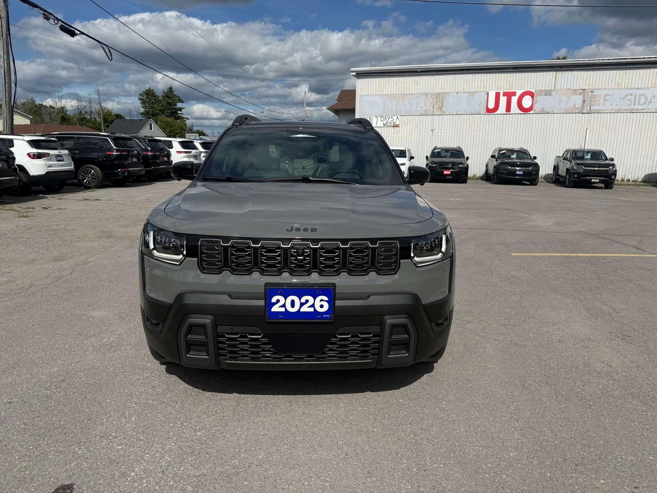 2026 Jeep Cherokee Overland 4x4 Photo