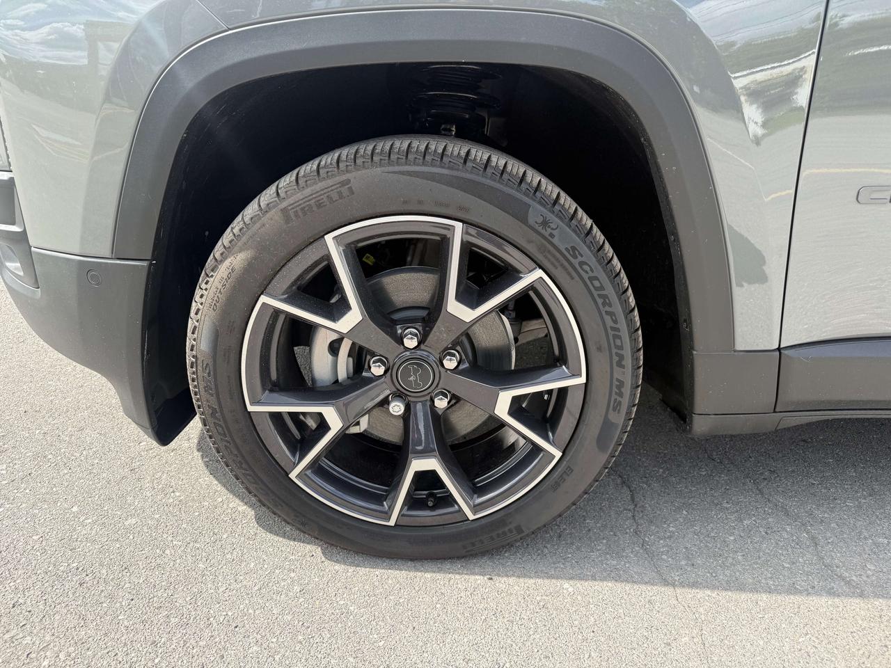 2026 Jeep Cherokee Overland 4x4 Photo