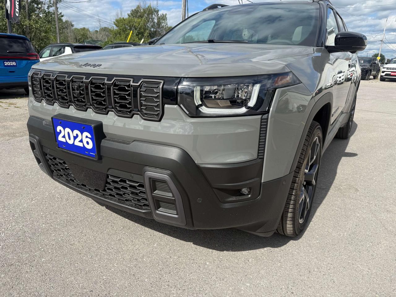 2026 Jeep Cherokee Overland 4x4 Photo
