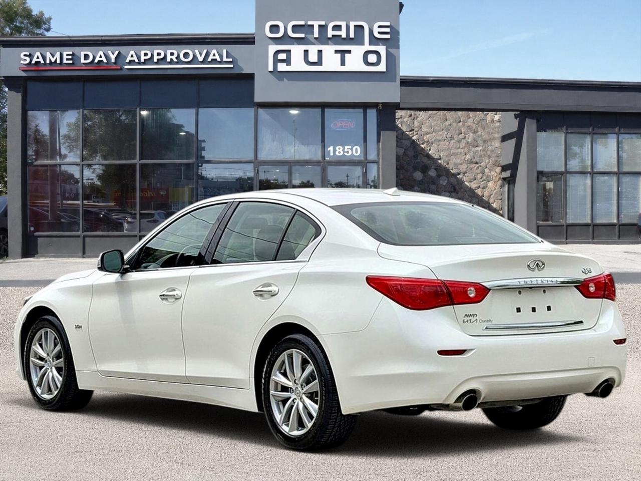 2017 Infiniti Q50 4DR SDN 3.0T Photo
