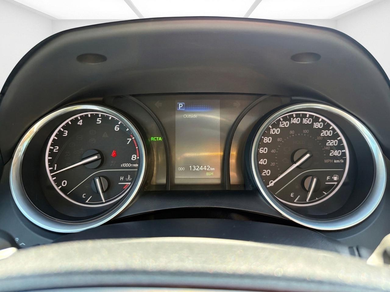 2018 Toyota Camry SE Auto Photo