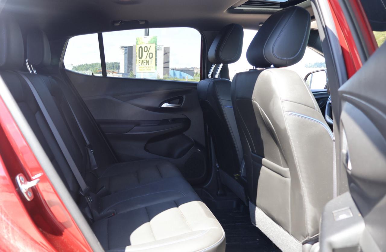 2024 Buick Envista Sport Touring | Adaptive Cruise Control | Heated F Photo