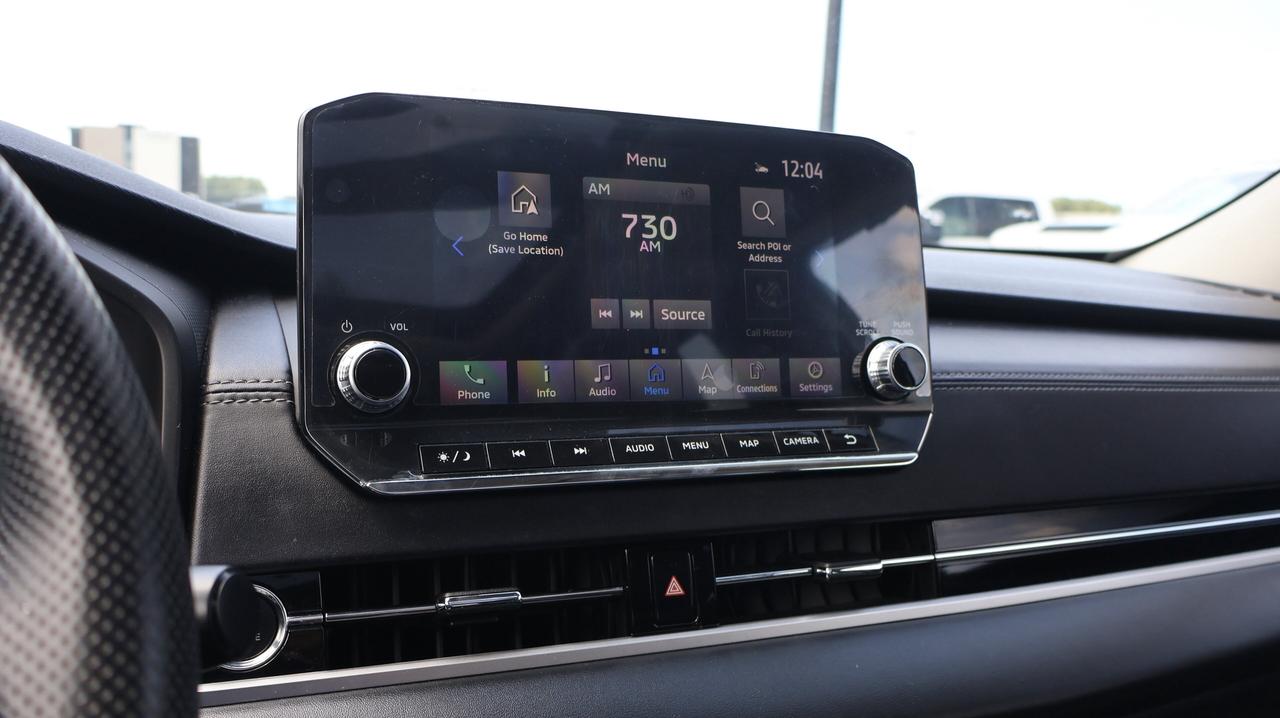 2022 Mitsubishi Outlander | Four-Wheel Drive | Panoramic Sunroof Photo