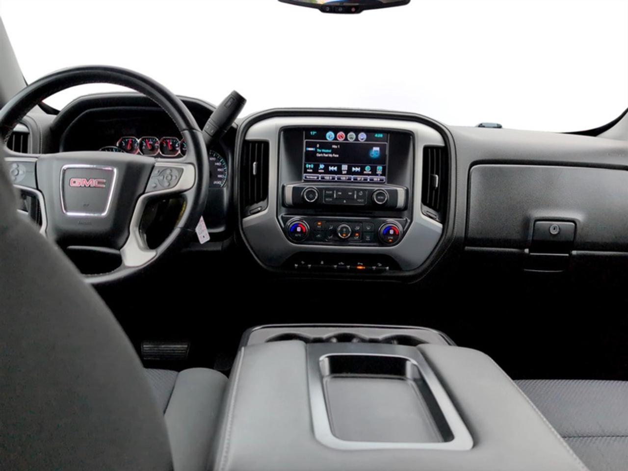 2017 GMC Sierra 1500 SLE w/Z71 Pkg Photo