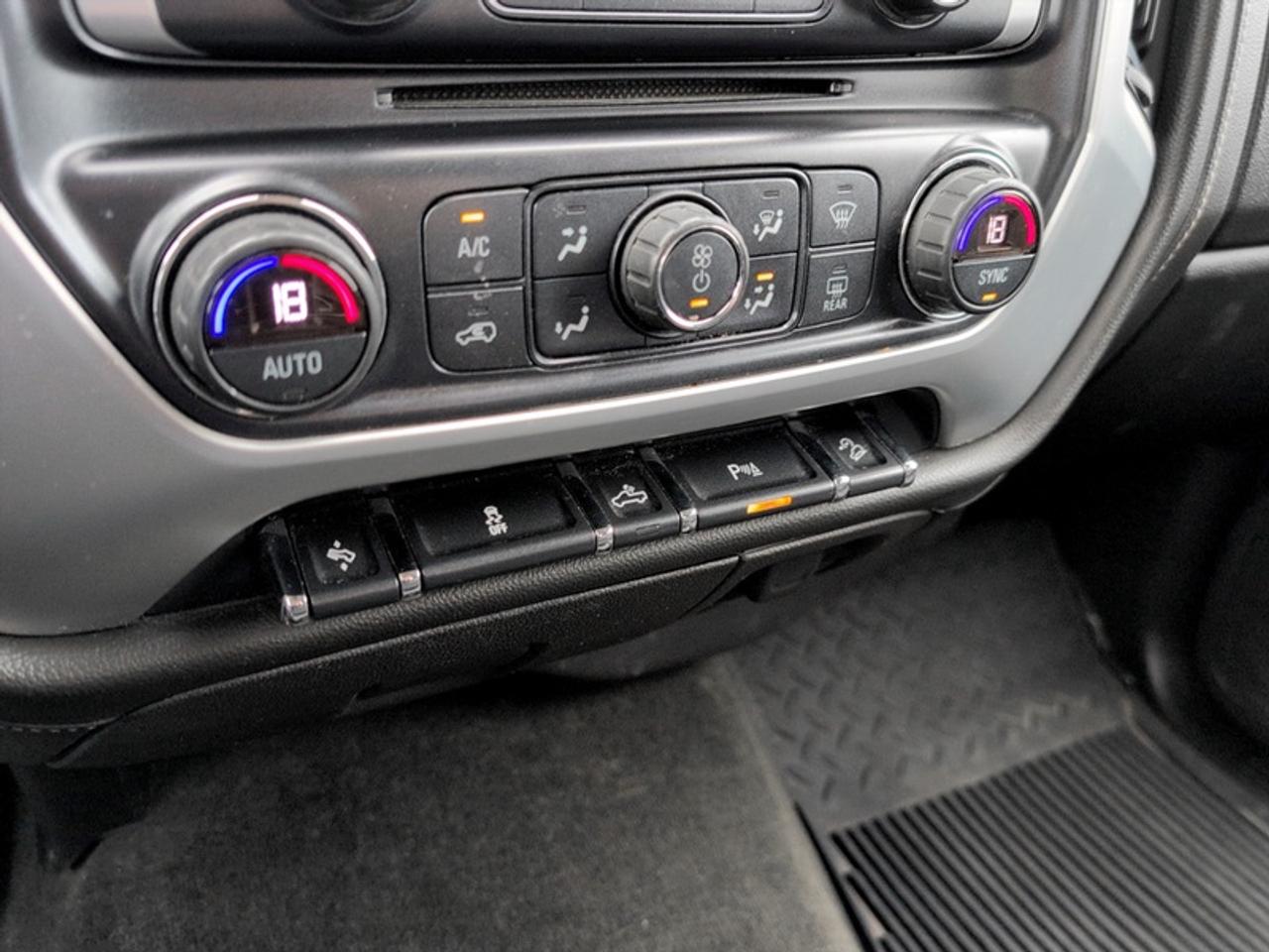 2017 GMC Sierra 1500 SLE w/Z71 Pkg Photo