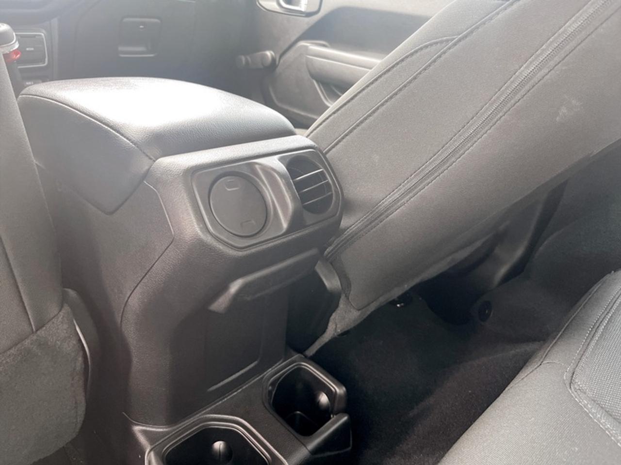 2022 Jeep Wrangler Willys Sport  **CLEAN CARFAX** Photo