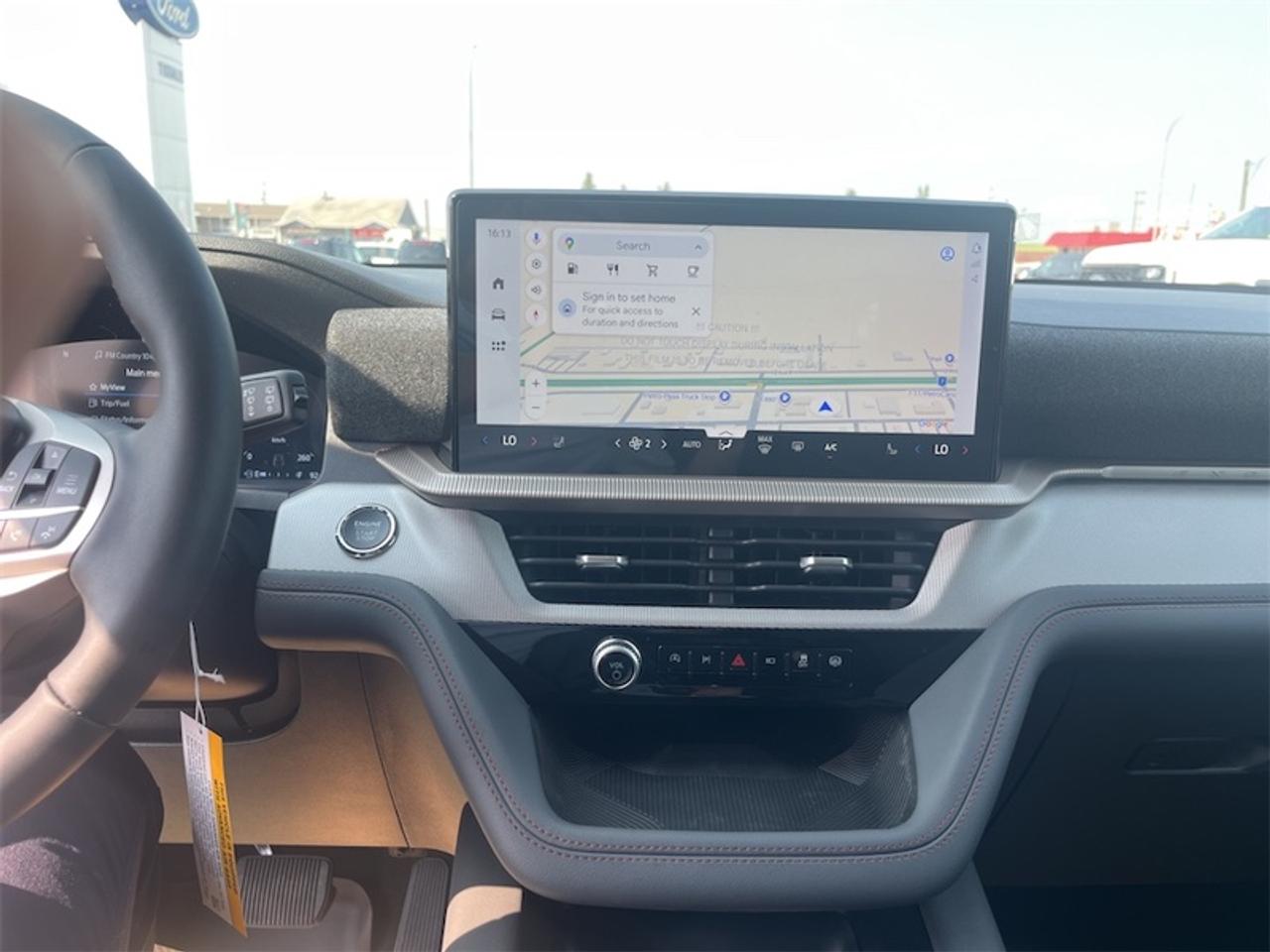 2026 Ford Explorer Active Photo5