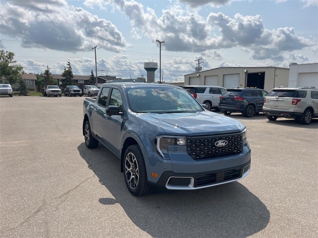 2026 Ford Maverick Lariat  - Tow Package Photo5