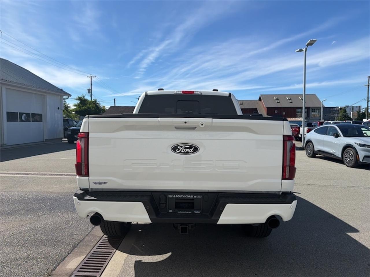 2026 Ford F-150 LARIAT  - Sunroof Photo3